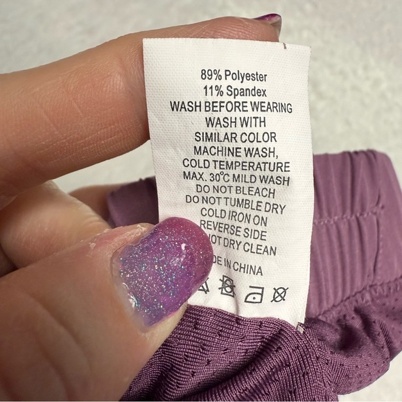 ZYIA active size large Women's Athletic purple Shorts with pockets - Picture 3 of 8